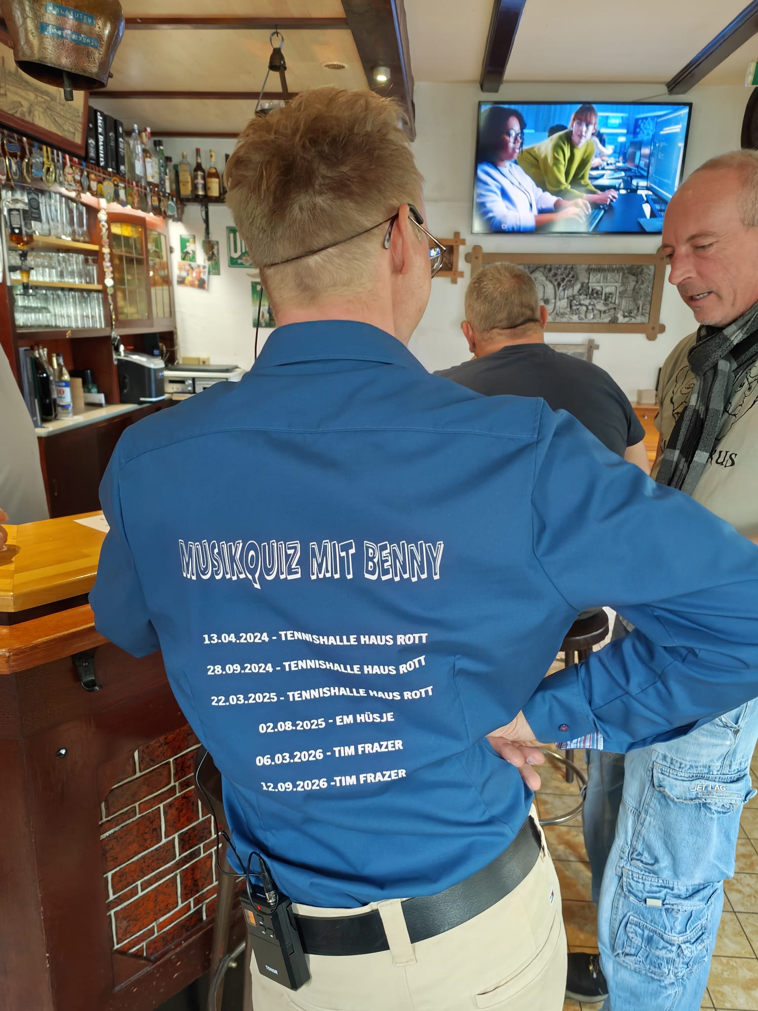 Das Tourdaten Hemd